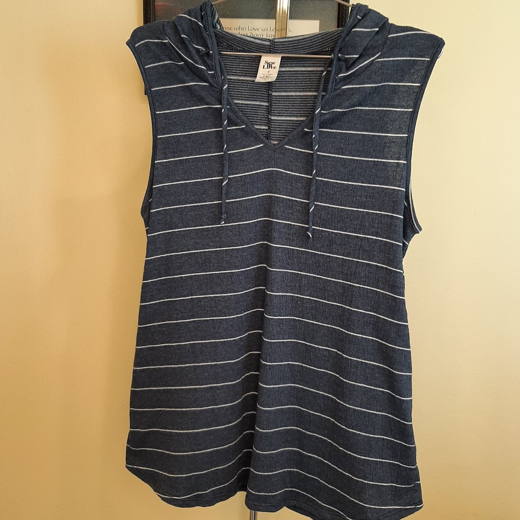 Brand New Sew In Love Navy Sleeveless Hoodie Medium